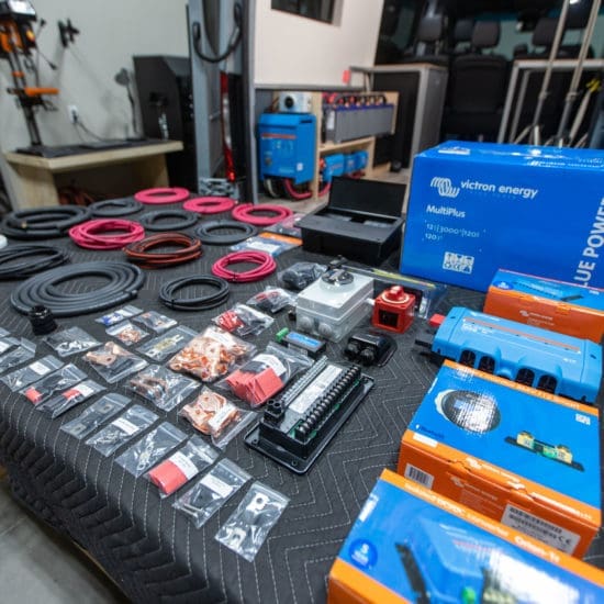 Sprinter Camper Van 600Ah - 3k 12V Inverter - 400W Solar